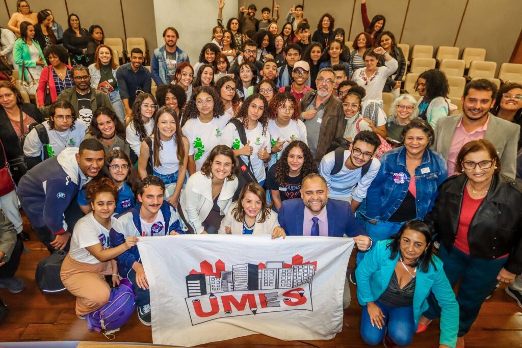 Debate proposto pela vereadora Luna Zarattini reuniu pesquisadores, professores e estudantes que pediram a revogação do Novo Ensino Médio